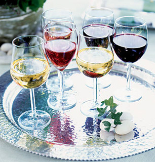 Planning A Casual Vineyard Wedding fine wine Planning A Casual Vineyard Wedding