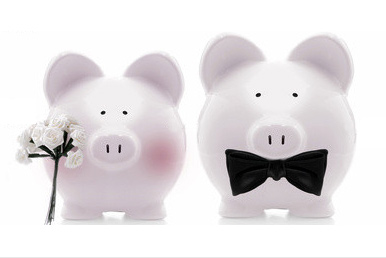 5 Ways to Stretch Your Wedding Budget pigs2 5 Ways to Stretch Your Wedding Budget