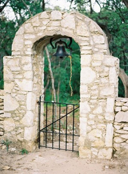 Romantic Outdoor Wedding Ideas wedding gabe Romantic Outdoor Wedding Ideas