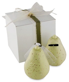 unknown Gianna Rose Bride and Groom Oatmeal Pear Soap Favor