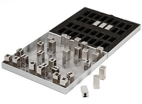Magnetic Chess Set in Silver Travel Case