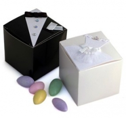 Bride and Groom Wedding Favor Box*